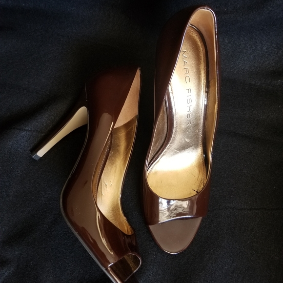 Marc Fisher Brown Patent Leather Pumps - Picture 6 of 8